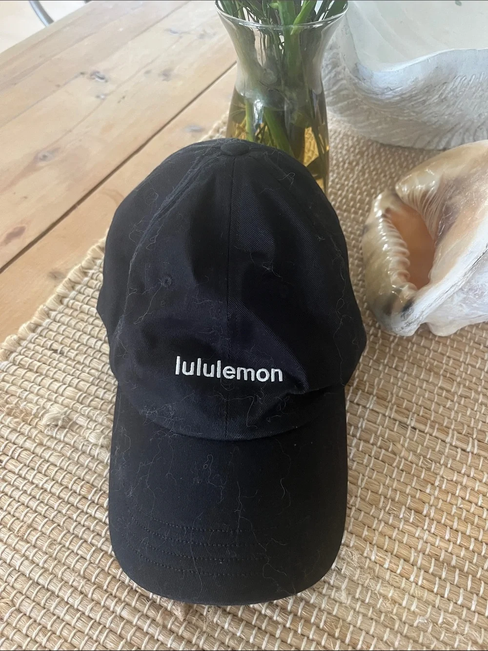 Lululemon black classic baseball cap